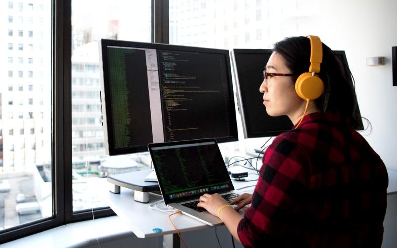 Online Jobs In Italy For English Speakers